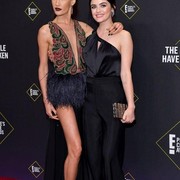 Penampilan 10 Aktris Hollywood di People's Choice Award 2019, Mana Favorit Kamu?