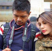 Hampir 20 Tahun Menikah, Begini Potret Mesra Bambang Pamungkas & Istri