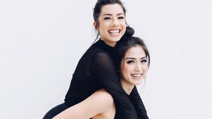 Jessica Iskandar dan Jennifer Bachdim Latihan Pole Dance Bersama, Begini Potretnya