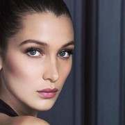 Catat! Berikut Tips Mengatasi Mata Lelah ala Bella Hadid!