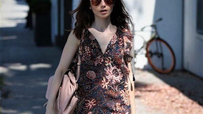 Tak Terlalu Formal, 5 Model Dress Batik Ini Bikin Penampilan Tetap Elegan