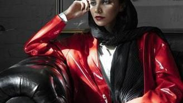 7 Referensi Outfit Berbahan Latex yang Ampuh Bikin Kamu Terlihat Seksi!