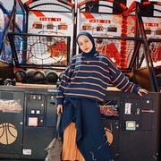 Pakai Baju Motif Garis Gak Cuma Gitu-Gitu Aja, Coba Cek Inspirasinya!