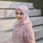 Cerita Hijrah Si Cantik Kesha Ratuliu