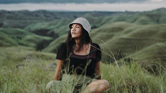 Hobi Traveling? Follow Deh 5 Travel Influencer Indonesia Ini! Hobi Traveling? Follow Deh 5 Travel Influencer Indonesia Ini!