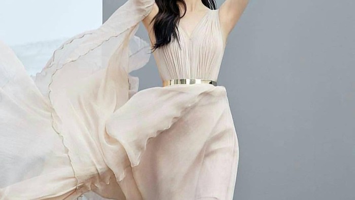 Tampak Lebih Kurus, Bae Suzy Jalani Program Diet yang Diklaim Sehat di Korea