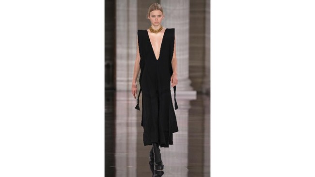 FOTO: Konsistensi Nuansa Klasik ala Victoria Beckham