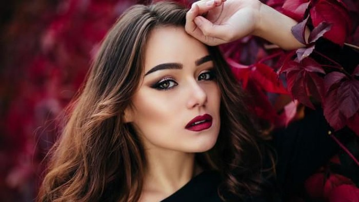 Bukan hanya Highlighter, Sederet Produk Ini Juga Bisa Bikin Wajah Kamu Glowing