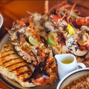 Wajib Coba! Restoran Seafood di Bandung ini Mantul Banget!