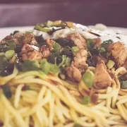 Kenikmatannya Teruji Zaman, Ini Mi Ayam Legendaris yang Super Enak di Bandung