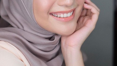 Model Hijab Yang Paling Pas Untuk Wajah Bulat Hingga Kotak