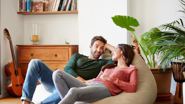 Menikmati weekend bareng Ayah tak ada salahnya untuk mencoba gaya seks baru nih, Bun. Terutama untuk lima zodiak berikut, agar makin harmonis.