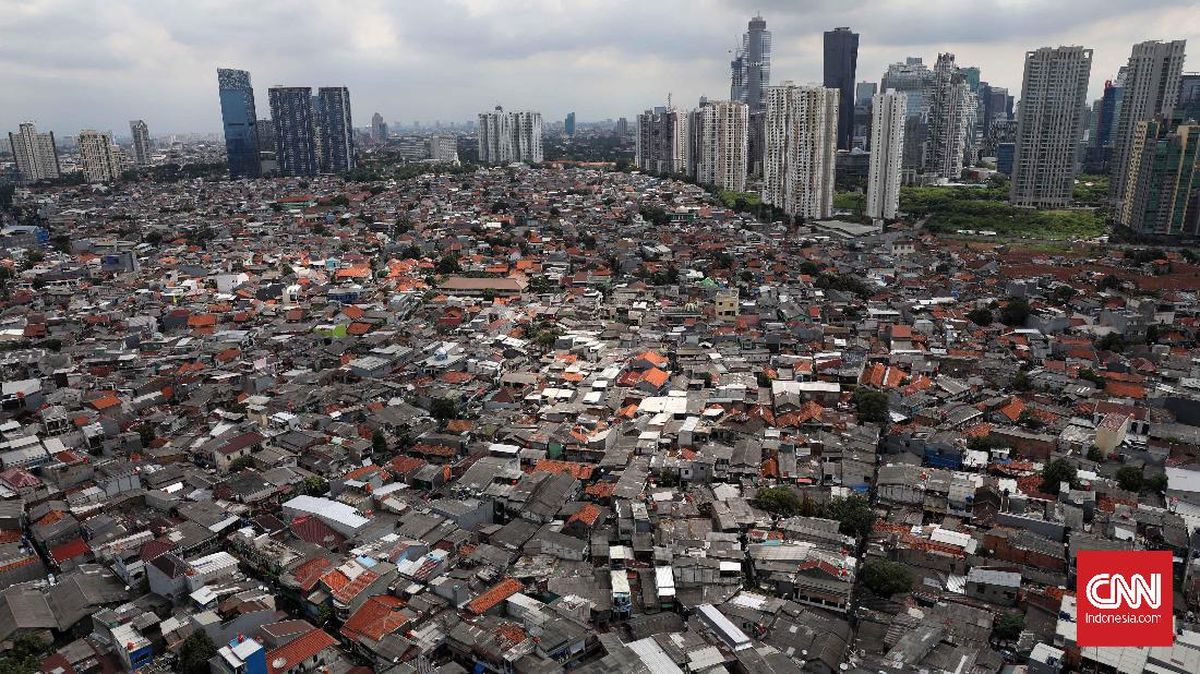 Manut Prabowo, Pramono Larang Rumah Baru di Jakarta Pakai Atap Seng