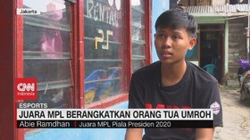 VIDEO: Juara MPL Berangkatkan Orang Tua Umroh