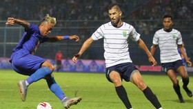 Link Live Streaming Persela vs Arema FC
