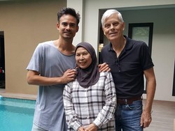 Pesan Mendalam Ayah Ashraf Sinclair Usai Sang Anak Meninggal