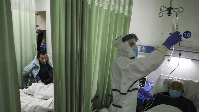 Korsel Pindahkan Pasien Virus Corona dari Daegu ke Seoul Pasien positif virus corona dalam kondisi serius di Kota Daegu akan dipindahkan Kota Seoul untuk mendapat perawatan intensif.
