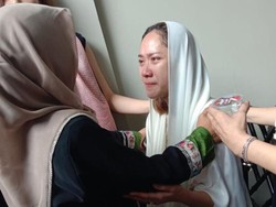 Ashraf Sinclair Meninggal, BCL Tak Henti Menangis
