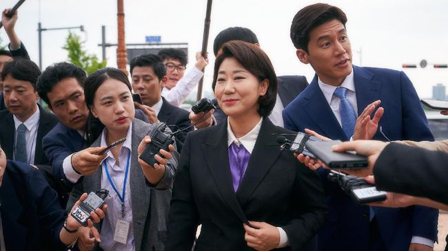 Box Office Korea Pekan Ini, Honest Candidate Industri film Korea menurun drastis akibat penyebaran virus corona. Namun Honest Candidate menjadi salah satu karya lokal yang berhasil bertahan.