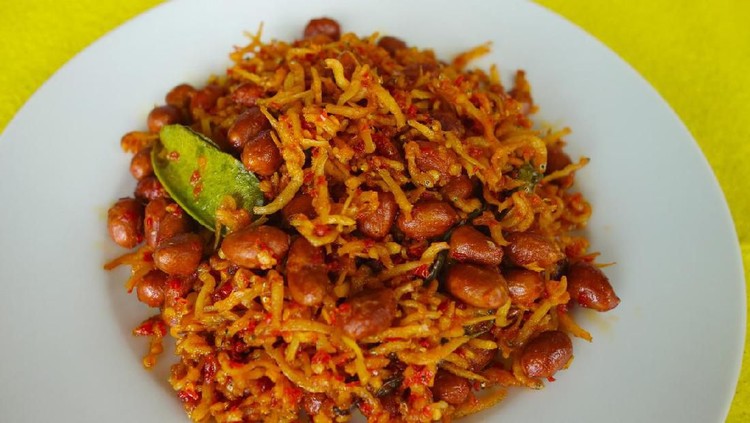 Resep Sambal Teri Kacang, Sajian Nikmat Pendamping Sayur Asam Bunda sedang bingung memikirkan menu apa yang akan dihidangkan untuk keluarga hari ini? Resep sambal teri kacang yang satu ini, bisa jadi pilihan.