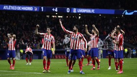 Robertson Sindir Selebrasi Atletico Kalahkan Liverpool