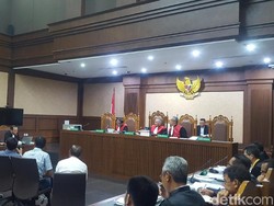 Sidang Suap Eks Dirut PTPN III, Pengusaha Ini Disebut Minta Suapnya Diganti