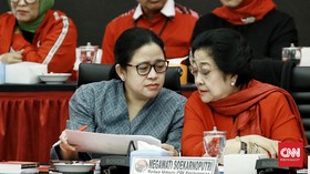 Palagan Tak Imbang Relawan Ganjar dan Puan di Bayang PDIP