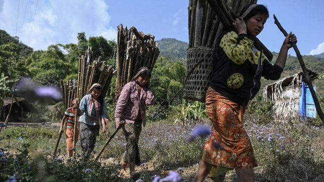Suku Gongwang Bonyo yang tinggal di perbatasan India-Myanmar menyambut musim panen dengan mengucap syukur kepada alam dan leluhurnya.