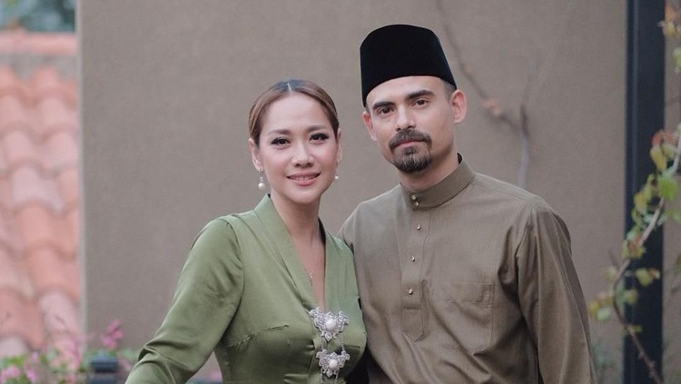 Berita BCL pesan makam untuk dirinya di samping makam sang suami, hingga rumah minimalis gaya Jepang, jadi yang terpopuler di HaiBunda hari ini.