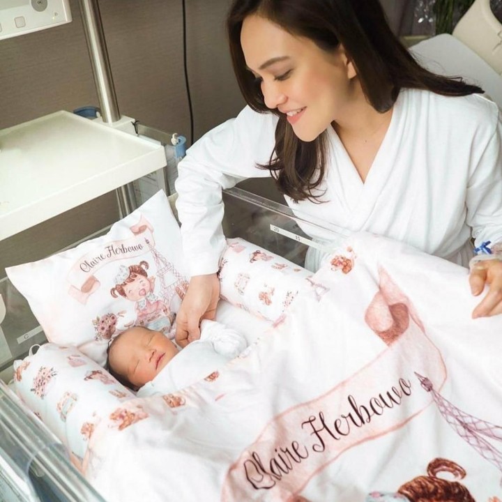 <p>Sehat selalu ya Shandy Aulia dan si kecil Claire. (Foto: Instagram @shandyaulia)</p>