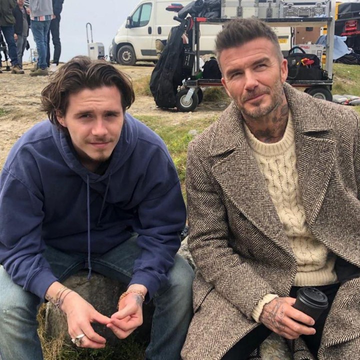 <p>Brooklyn Beckham merupakan anak sulung dari pasangan David Beckham dan Victoria Beckham. Semakin dewasa, wajah Brooklyn semakin terlihat tampan seperti sang ayah. (Foto: Instagram @davidbeckham)</p>
