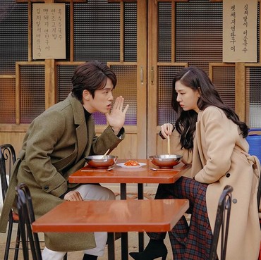 Tanya Jawab Penulis Korea Utara soal Drama Crash Landing On You