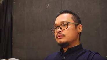 img-title Sang Psikolog Mesum Dedy Susanto Resmi Dipolisikan Revina VT