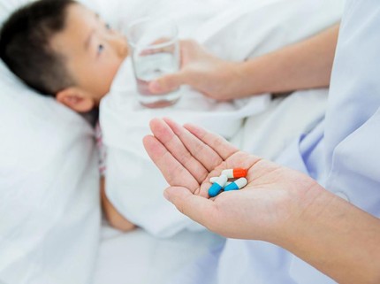 5 Syarat Antibiotik Boleh Diberikan pada Anak yang Sakit