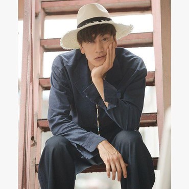 Usai Sembuh Pascaoperasi, Lee Kwang Soo Laris Manis Tawaran Film