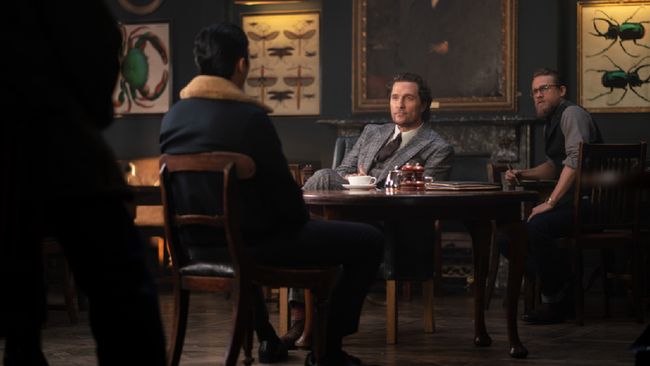 Guy Ritchie meramaikan layar lebar dengan film The Gentlemen. Berikut sinopsis film yang dibintangi Matthew McConaughey itu.