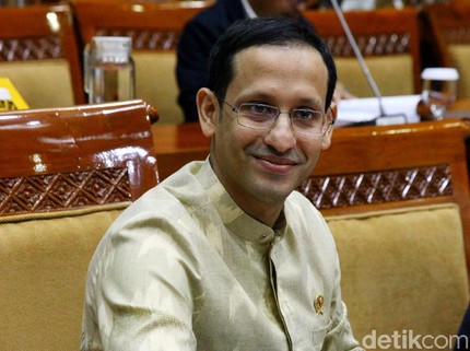 Nadiem Siapkan Dana untuk Laptop Sekolah, Diingatkan Kegagalan Malaysia