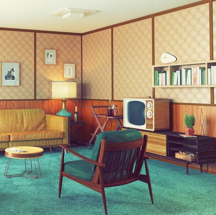 <p>Sofa antik bisa digunakan untuk mengisi ruang keluarga atau ruang tamu. (Foto: iStock)</p>