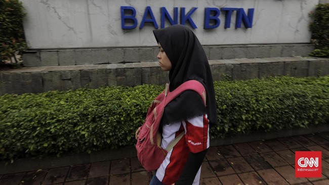 PT BTN luncurkan Digital Store di Unesa untuk perkuat layanan perbankan digital, Mahasiswa dan dosen dapat transaksi mandiri dengan bantuan petugas.