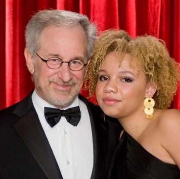 Heboh Jadi Bintang Porno, Putri Steven Spielberg Ditahan Atas Kasus KDRT