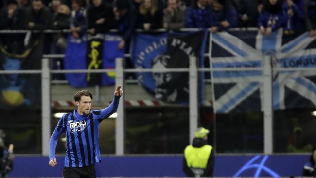 Berikut lima catatan penting jelang duel AC Milan vs Atalanta di pekan ke-36 Liga Italia Serie A di Stadion San Siro, Sabtu (25/7) dini hari WIB.