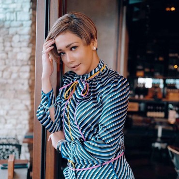 Penampilan Polos Maia Estianty Jadi Sorotan Netizen