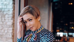 Penampilan Polos Maia Estianty Jadi Sorotan Netizen