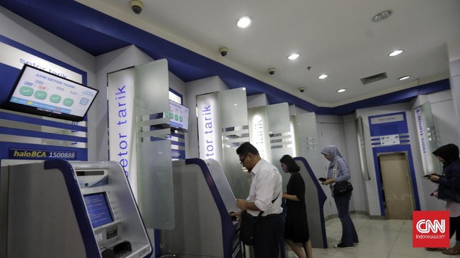 BCA meraup laba bersih Rp28,6 triliun pada 2019 karena kinerja kredit perseroan mengilap.