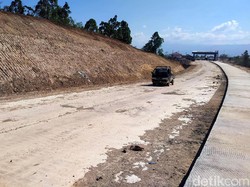 Kunjungi Proyek Tol Banda Aceh-Sigli, Jokowi: Cepat Banget!