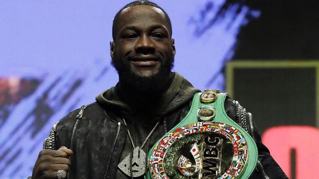 Petinju Deontay Wilder memiliki rekor apik yang melewati catatan petinju legendaris Mike Tyson di kelas berat tinju dunia.