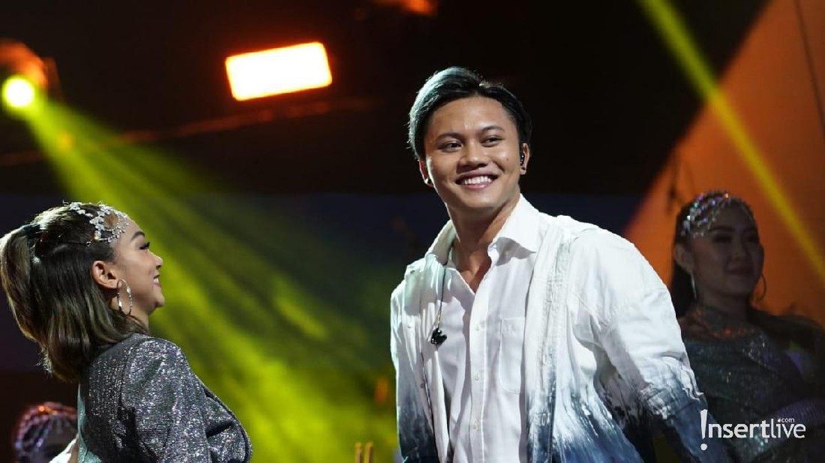 Konser Korean Wave in Love telah berlangsung dari Trans Studio Mall Cibubur&comma; Jumat &lpar;21&sol;2&rpar;&period; Berikut ini potret keseruan para pengisi acara&period;