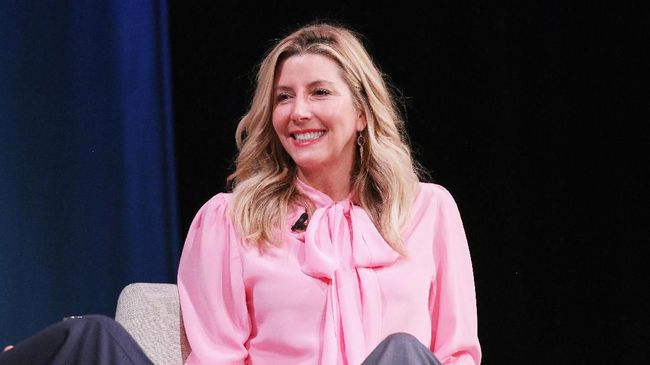 Sara Blakely, Jadi Miliarder Berkat Bisnis Pakaian Dalam Sara Blakely masuk jajaran orang kaya di dunia lewat merek pakaian dalam SPANX.