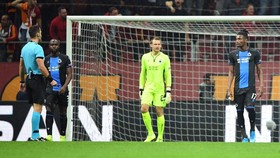 Solskjaer Soal Tuduhan Mignolet Curang: Apa Gunanya VAR