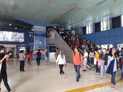 Jelang Aksi 212, Begini Suasana di Stasiun Juanda dan Stasiun Pasar Senen